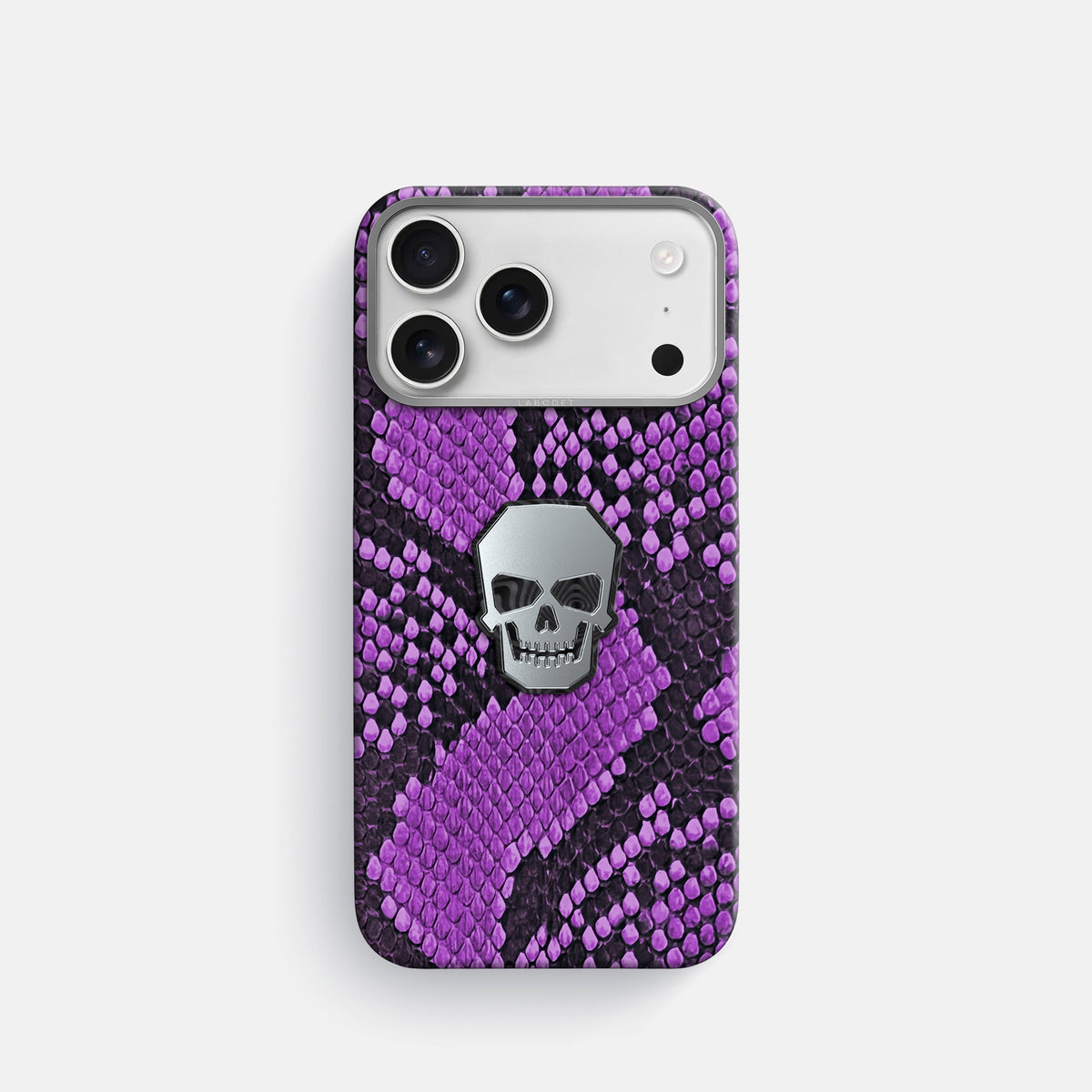 Classic Case With Titanium Skull For iPhone 18 Pro In Deluxe Python -1 | Purple-Steel