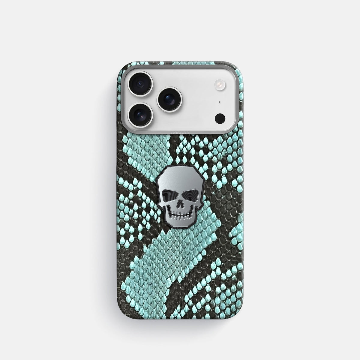 Classic Case With Titanium Skull For iPhone 18 Pro In Deluxe Python -1 | Blue-Lagoon-Steel