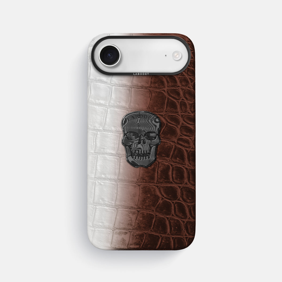 Classic Case With Carbon Skull For iPhone 17 Air In Himalayan Crocodile -1 | Dark-Brown-Black
