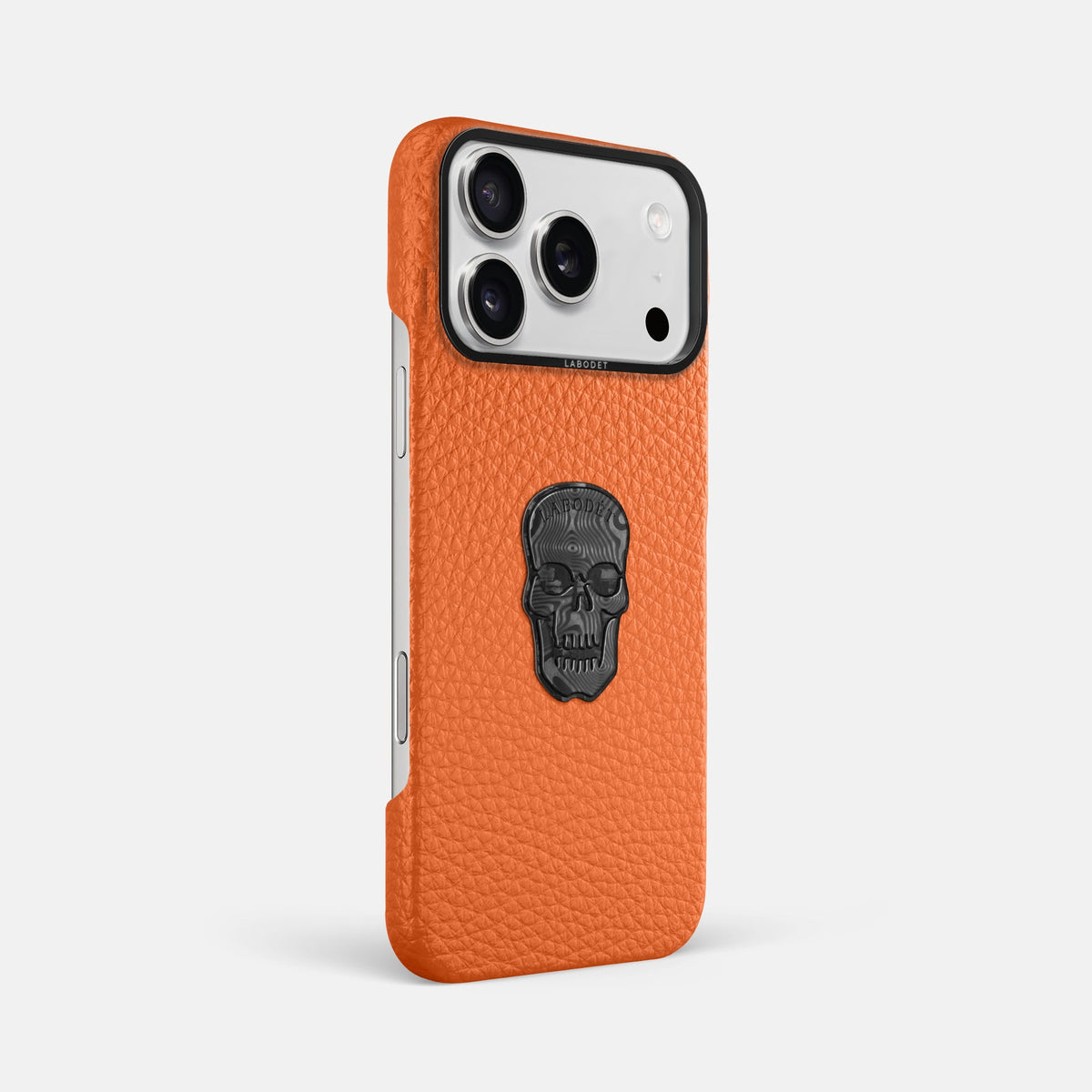 Classic Case With Carbon Skull For iPhone 18 Pro Max In Calf -2 | Orange-Black