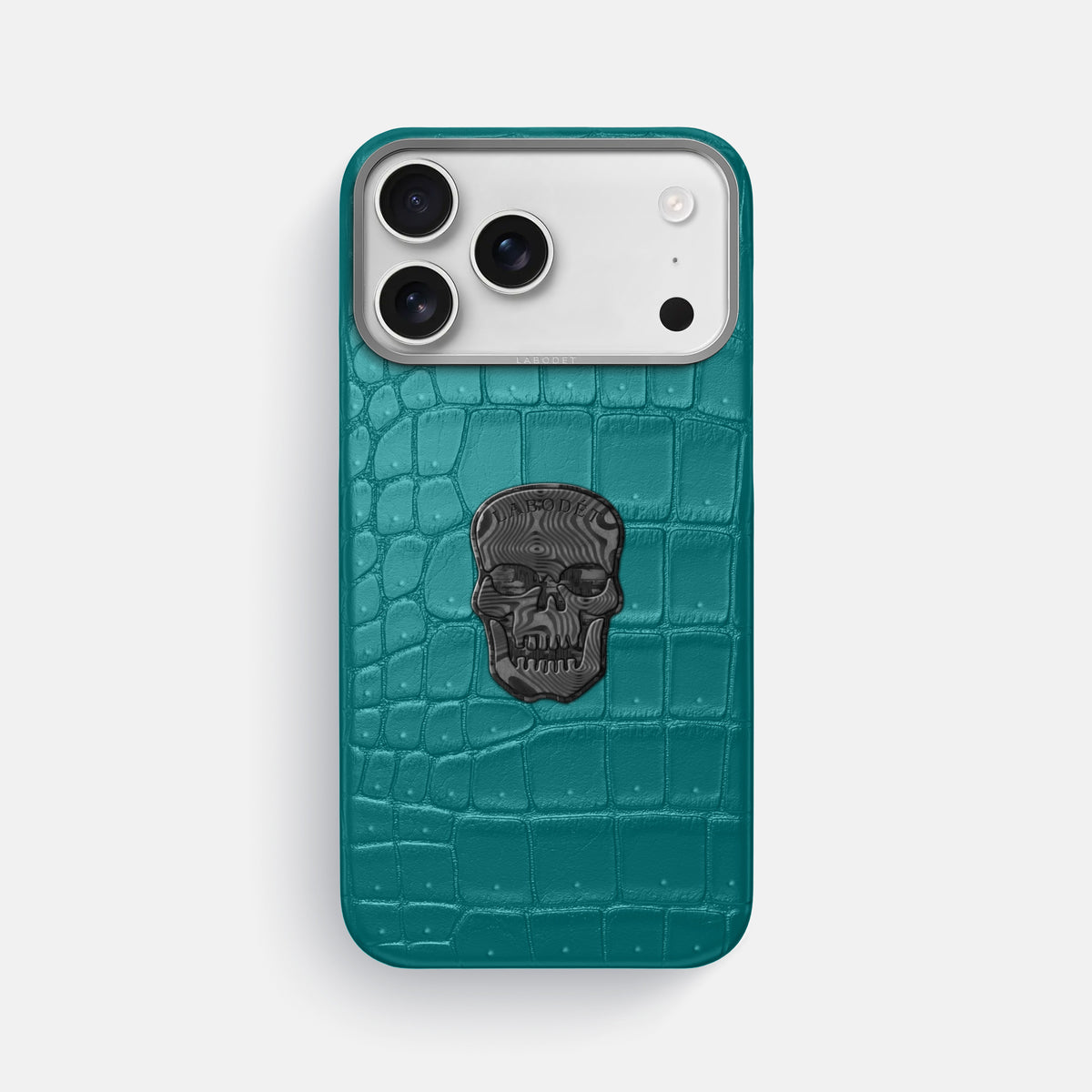 Classic Case With Carbon Skull For iPhone 17 Pro Max In Porosus Crocodile -1 | Celadon-Steel