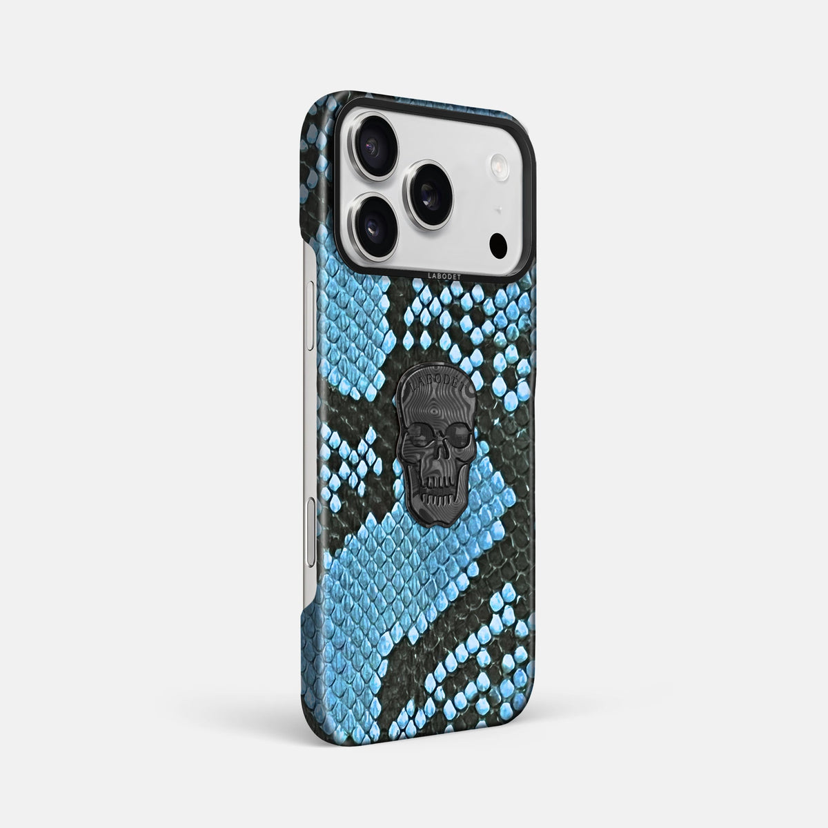 Classic Case With Carbon Skull For iPhone 18 Pro Max In Deluxe Python -2 | Pacific-Blue-Black