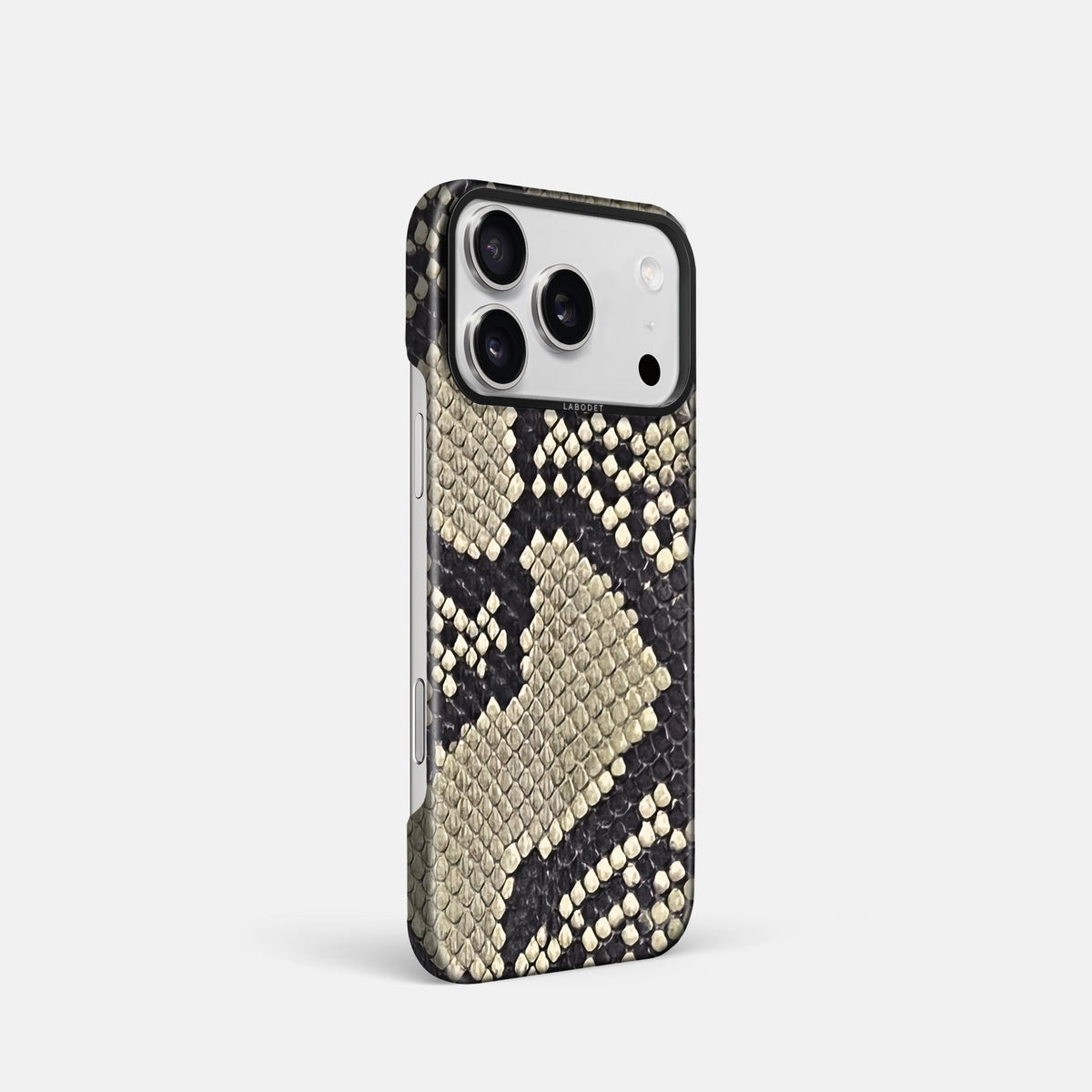Classic Case For iPhone 18 Pro In Deluxe Python -2 | Savannah-Black