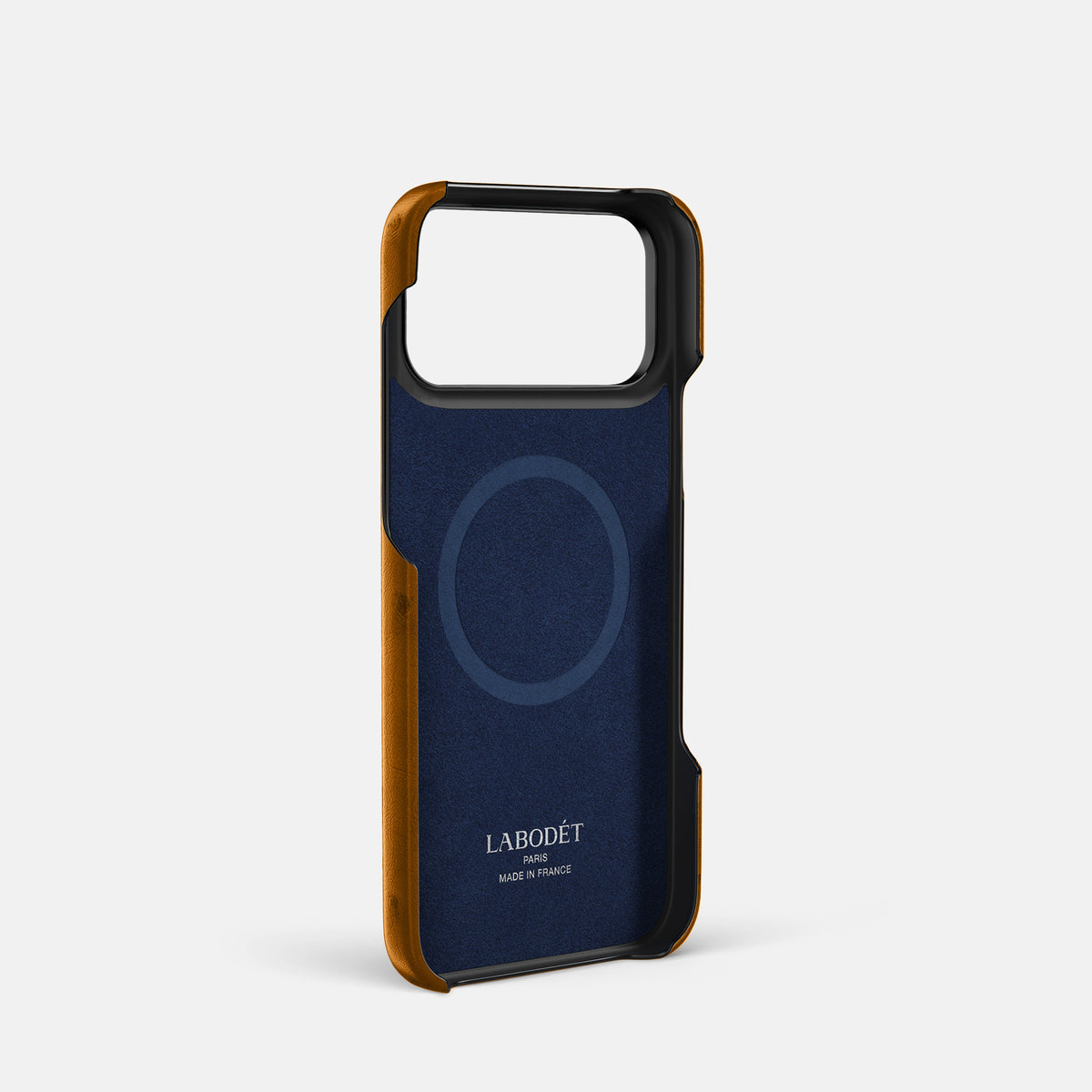 Center Handle Coloré For iPhone 17 Pro In Ostrich -3 | Chestnut-Black