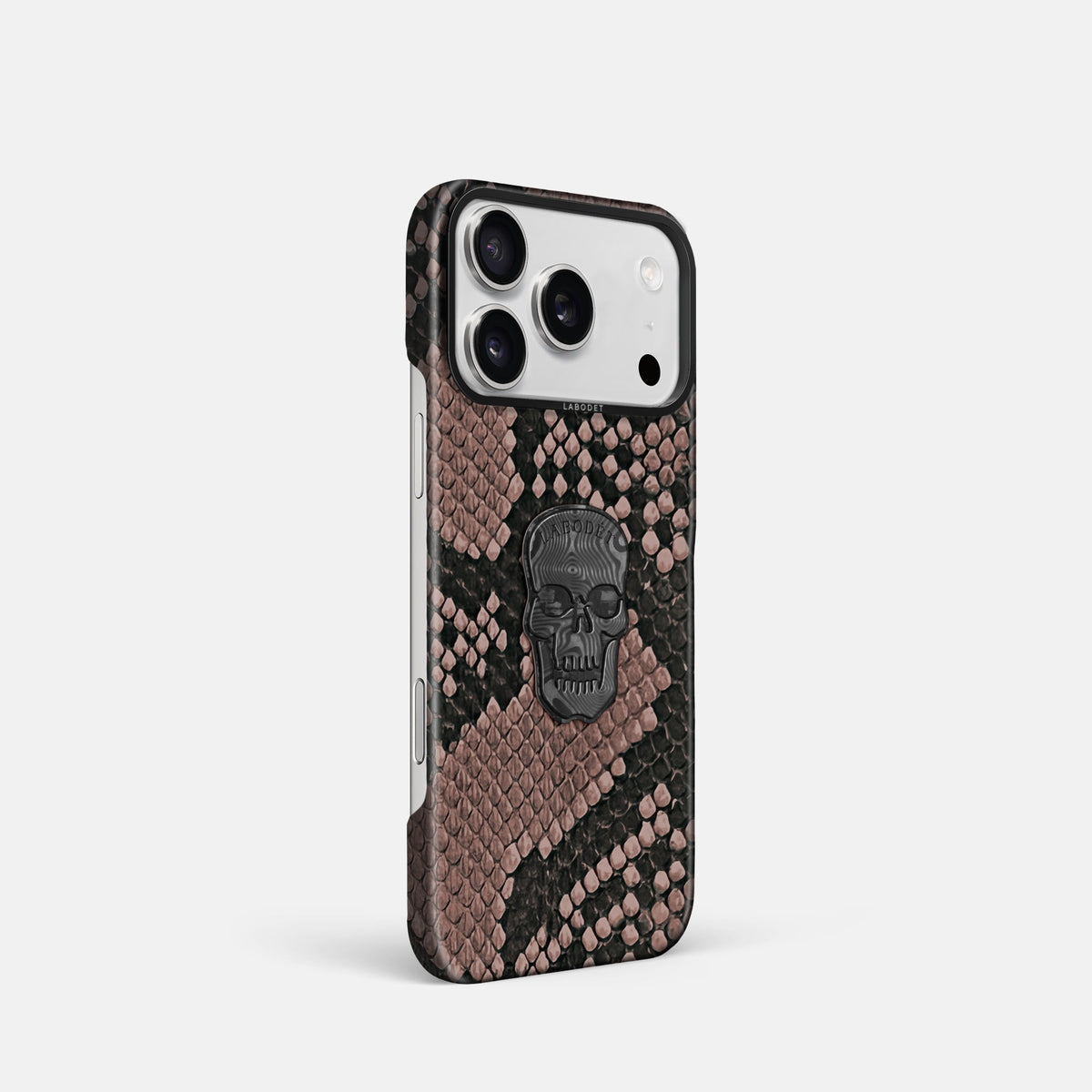 Classic Case With Carbon Skull For iPhone 18 Pro In Deluxe Python -2 | Mahogany-Brown-Black