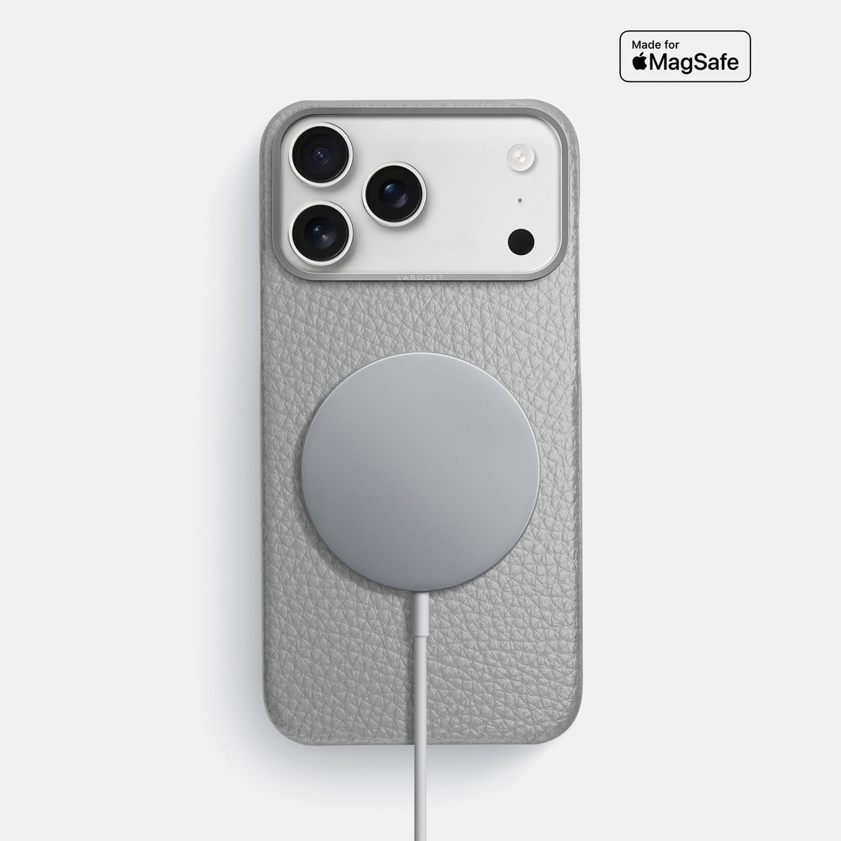 Classic Case For iPhone 18 Pro Max In Calf -5 | Nuage-Steel