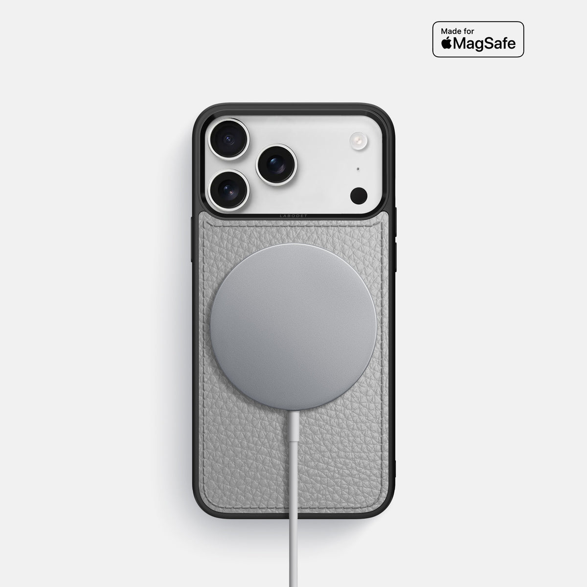Sport Case For iPhone 17 Pro In Calf -5 | Nuage
