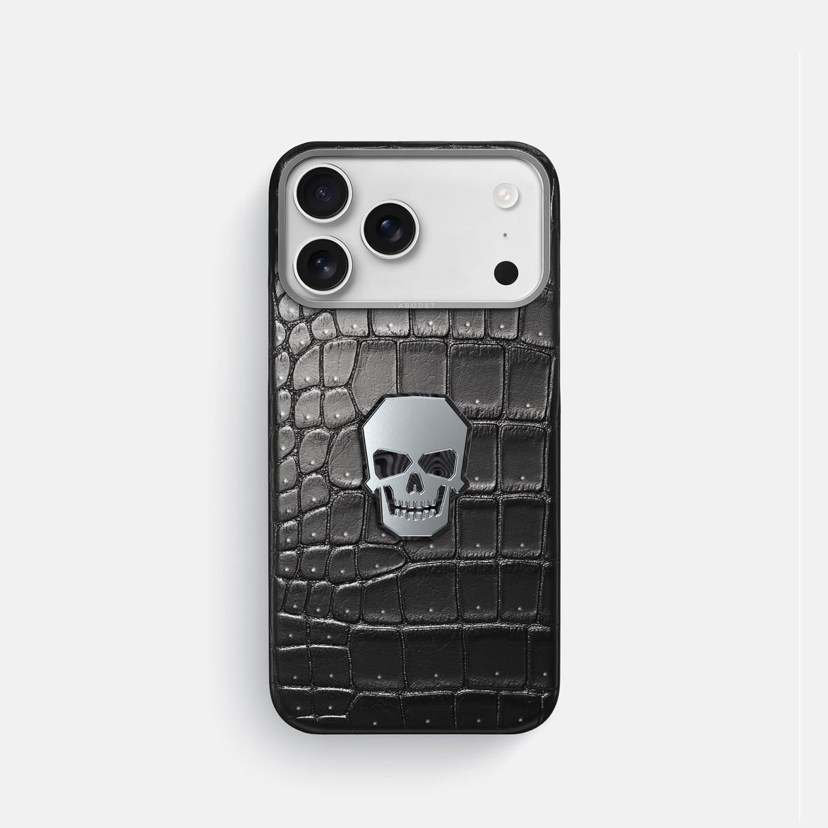Classic Case With Titanium Skull For iPhone 18 Pro In Porosus Crocodile -1 | Shiny-Black-Steel