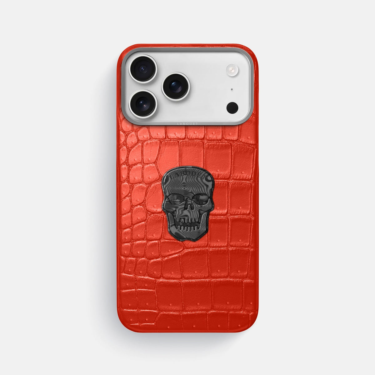 Classic Case With Carbon Skull For iPhone 18 Pro Max In Porosus Crocodile -1 | Rust-Steel