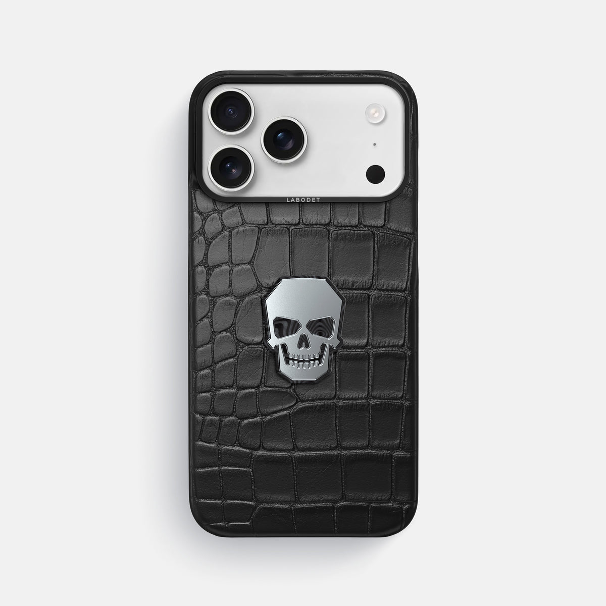 Classic Case With Titanium Skull For iPhone 17 Pro Max In Alligator -1 | Black-Black