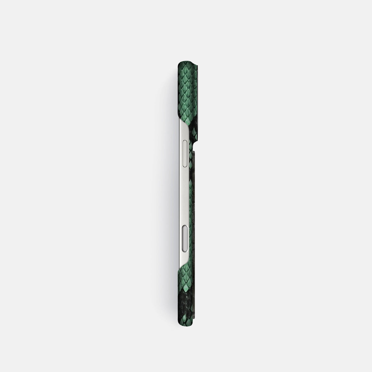 Classic Case With Carbon Dragon For iPhone 18 Pro In Deluxe Python -3 | Forest-Green-Black