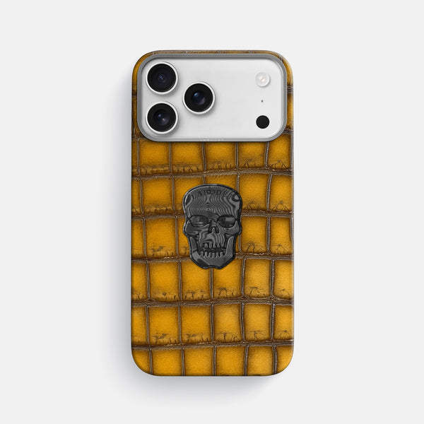 Classic Case With Carbon Skull For iPhone 17 Pro Max In Patina Alligator