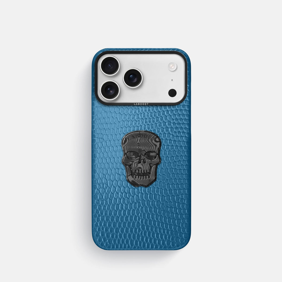 Classic Case With Carbon Skull For iPhone 18 Pro In Lizard -1 | Blue-Black