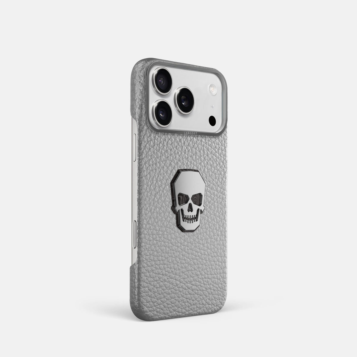 Classic Case With Titanium Skull For iPhone 18 Pro In Calf -2 | Nuage-Steel