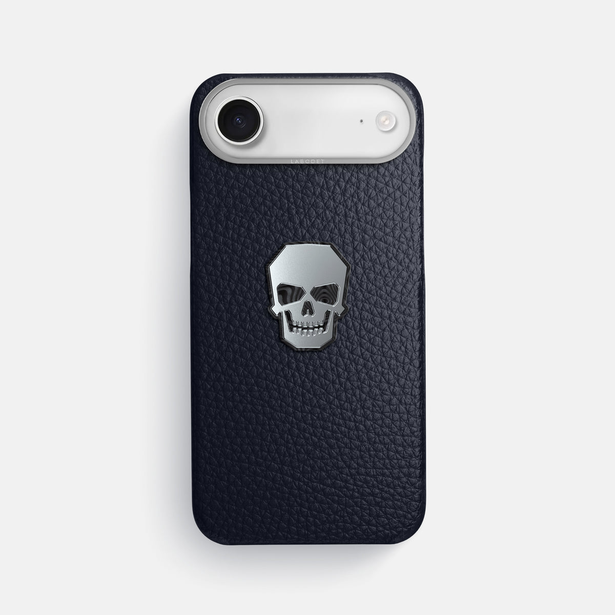 Classic Case With Titanium Skull For iPhone 17 Air In Calf -1 | Marine-Steel