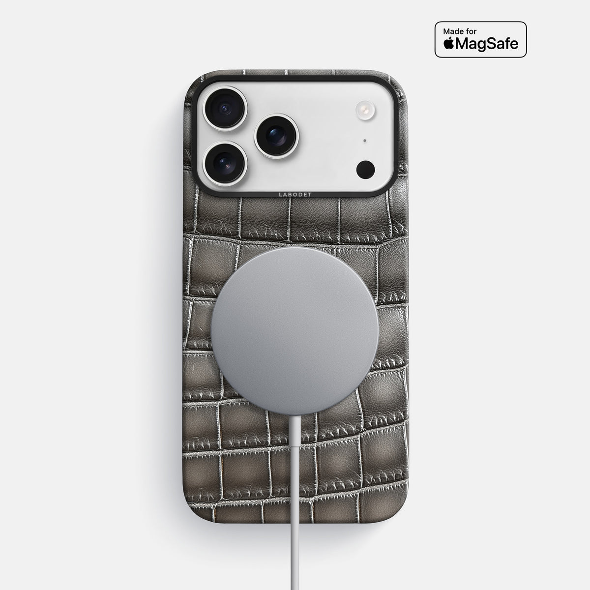 Classic Case For iPhone 17 Pro Max In Patina Alligator -5 | Grey-Black