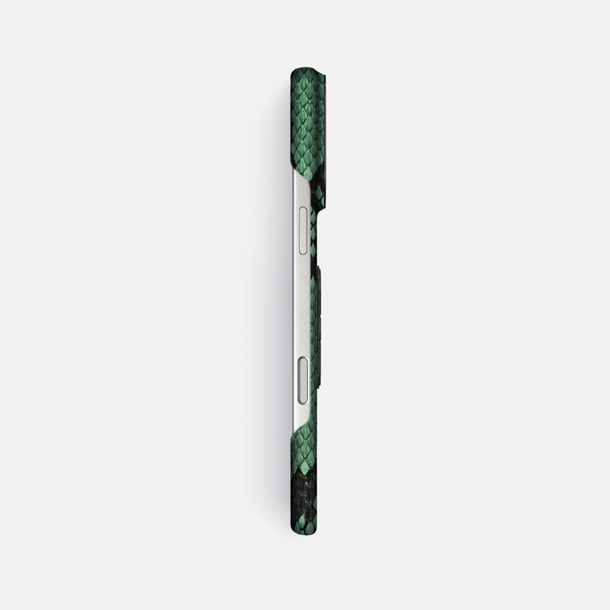 Classic Case With Titanium Skull For iPhone 18 Pro Max In Deluxe Python -3 | Forest-Green-Black
