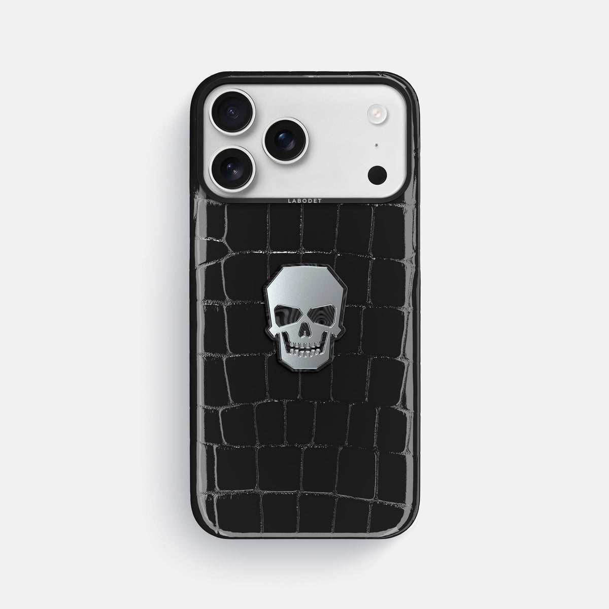 Classic Case With Titanium Skull For iPhone 18 Pro Max In Shiny Alligator -1 | Black-Black