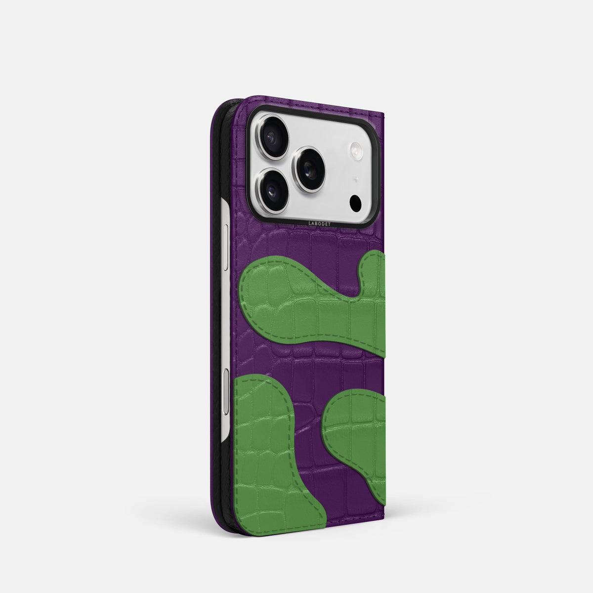 Camouflage Folio For iPhone 18 Pro In Alligator -1 | Purple-Black