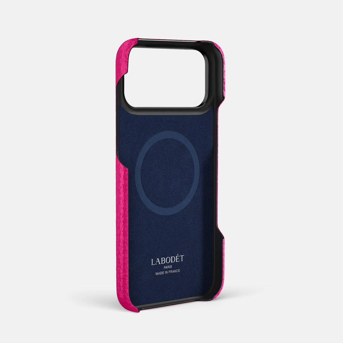 Center Handle For iPhone 17 Pro Max In Calf -3 | Magenta-Black