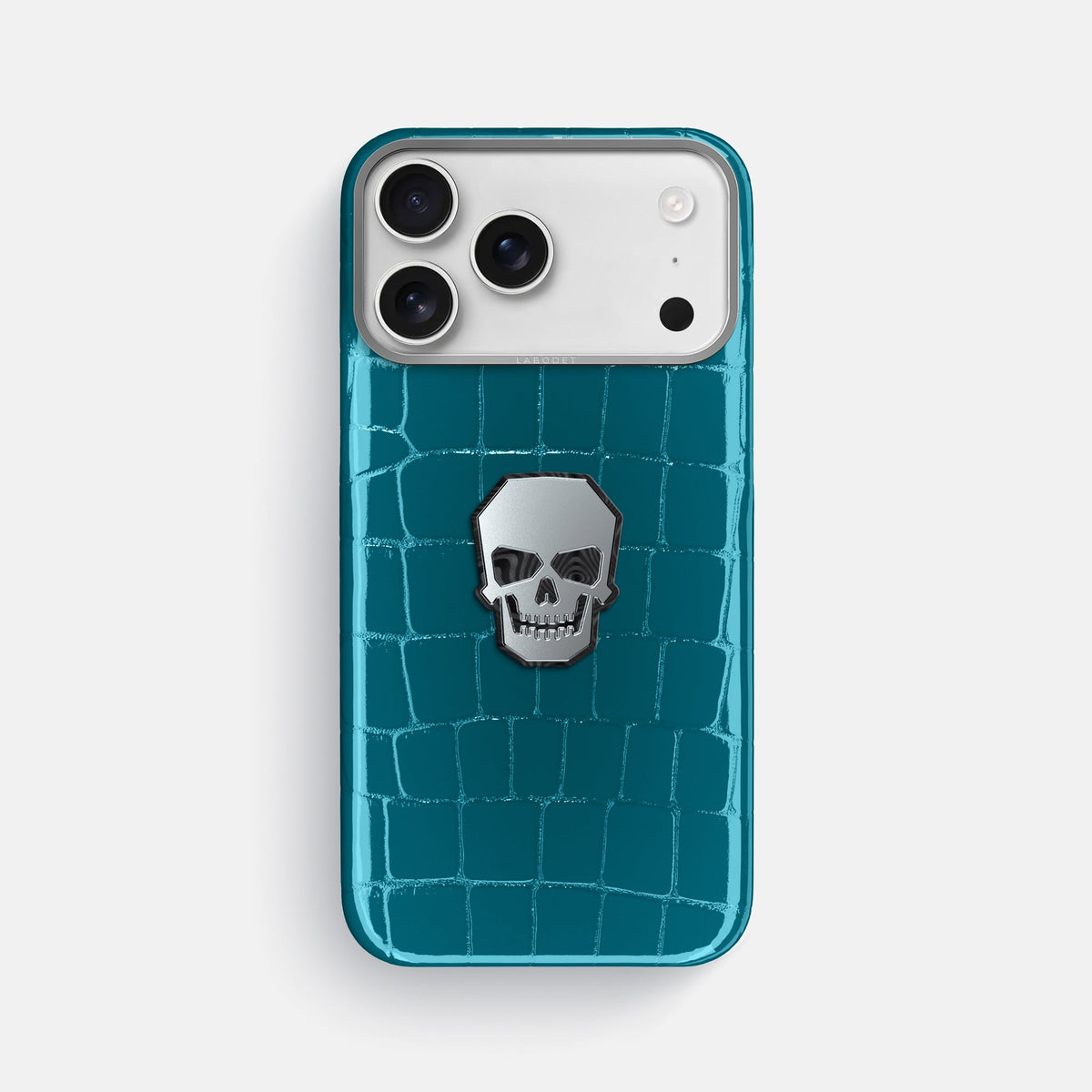 Classic Case With Titanium Skull For iPhone 18 Pro Max In Shiny Alligator -1 | Curacao-Steel