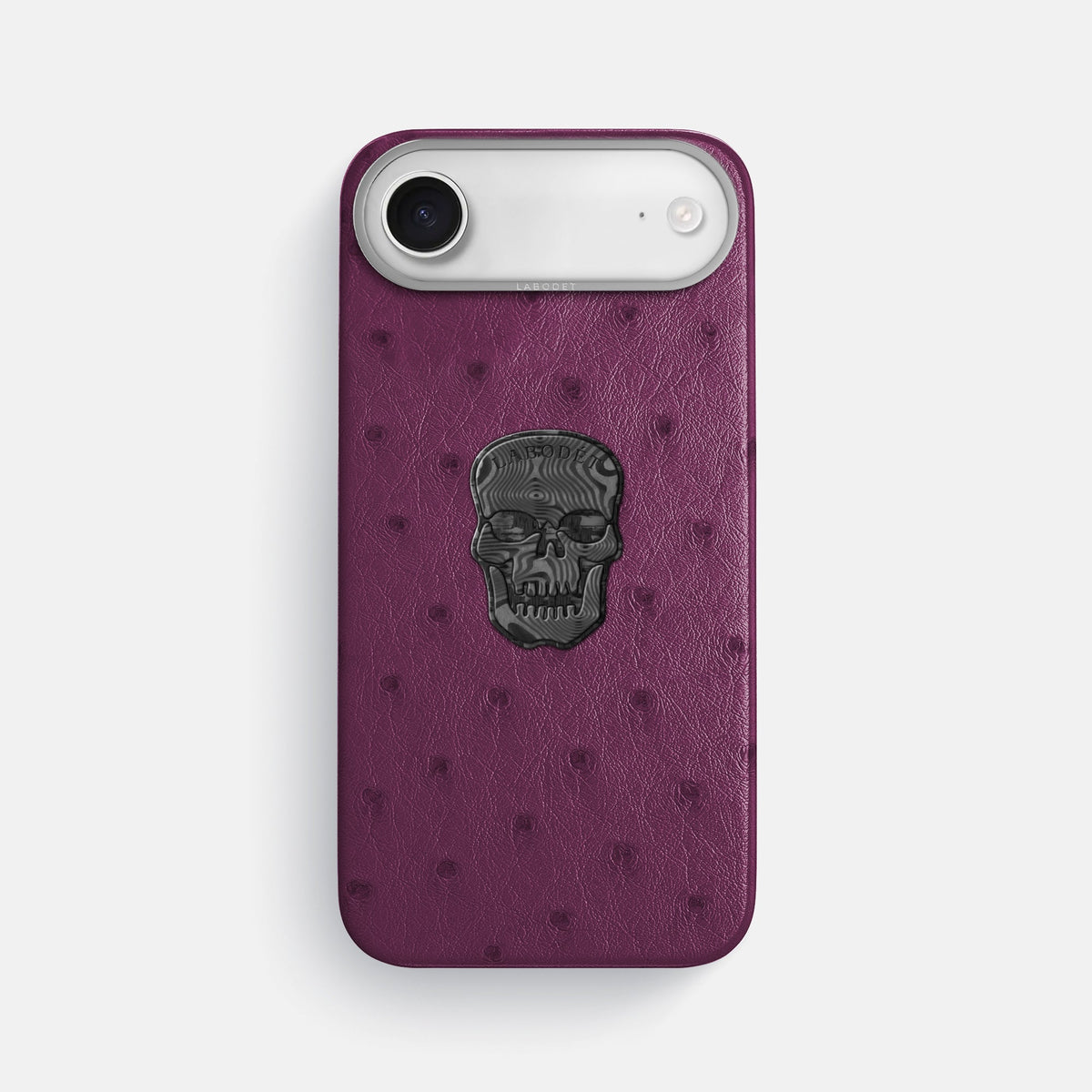 Classic Case With Carbon Skull For iPhone 17 Air In Ostrich