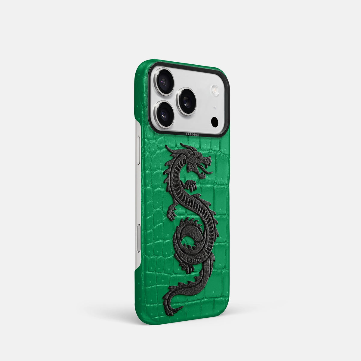 Classic Case With Carbon Dragon For iPhone 18 Pro In Porosus Crocodile -2 | Cactus-Green-Black