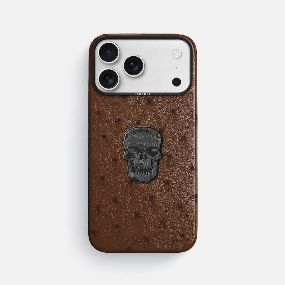 Classic Case With Carbon Skull For iPhone 17 Pro Max In Ostrich -1 | Chocolate-Black