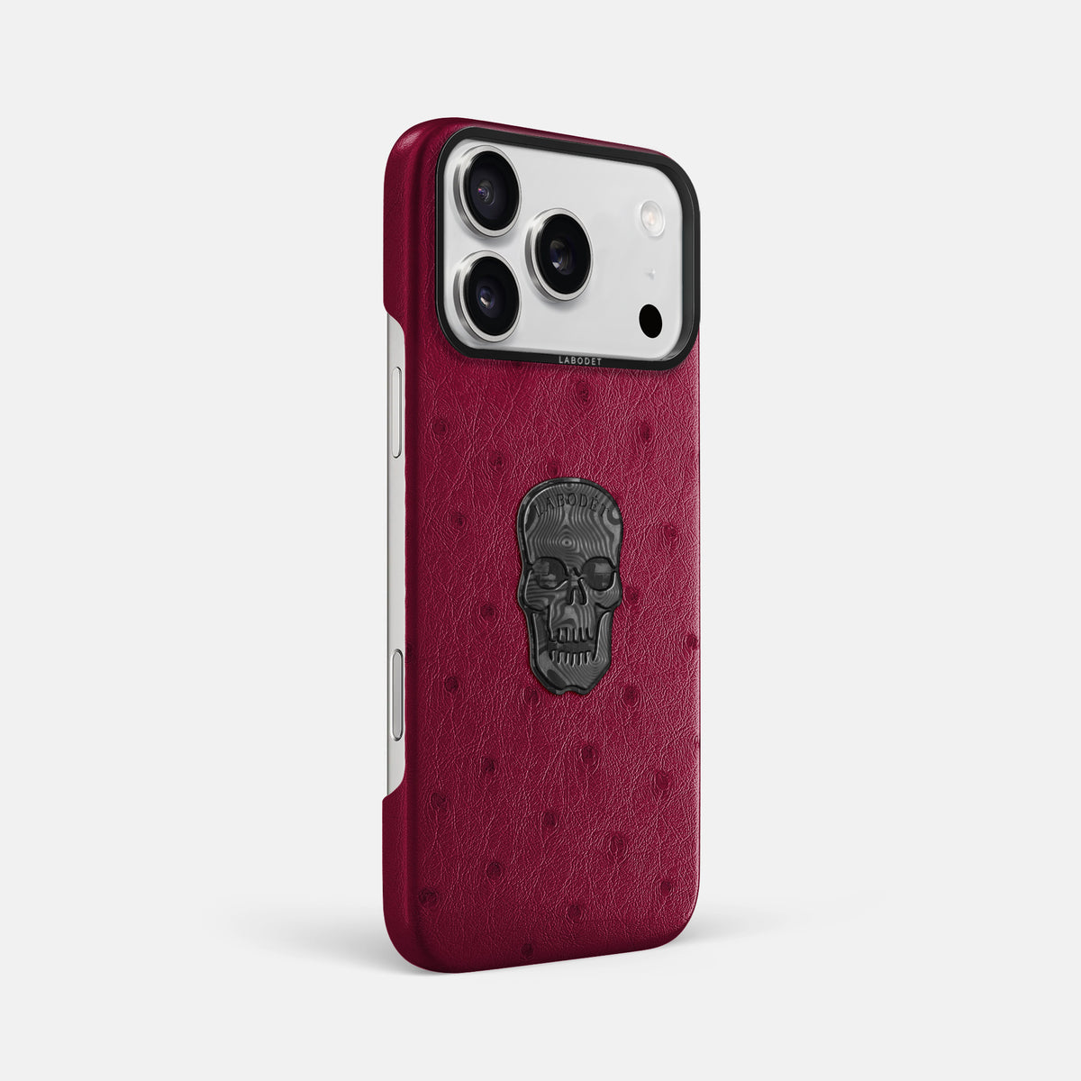 Classic Case With Carbon Skull For iPhone 17 Pro Max In Ostrich -2 | Bordeaux-Black