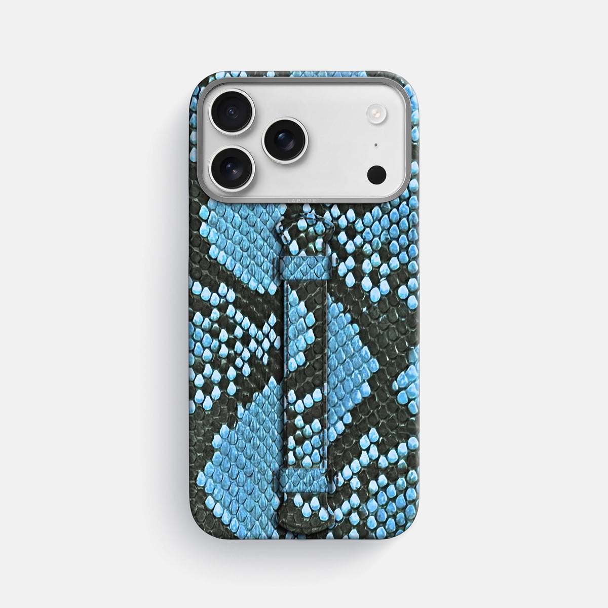Center Handle For iPhone 18 Pro Max In Deluxe Python -1 | Pacific-Blue-Steel