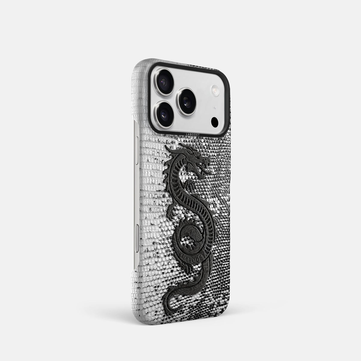 Classic Case With Carbon Dragon For iPhone 18 Pro In Himalayan Lizard -2 | Dark-Black
