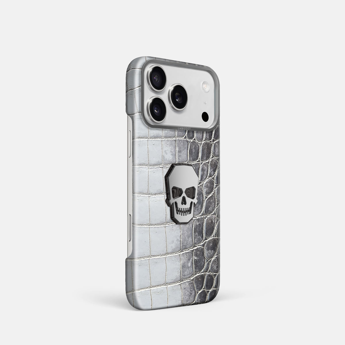 Classic Case With Titanium Skull For iPhone 17 Pro In Himalayan Crocodile -2 | Silver-Steel
