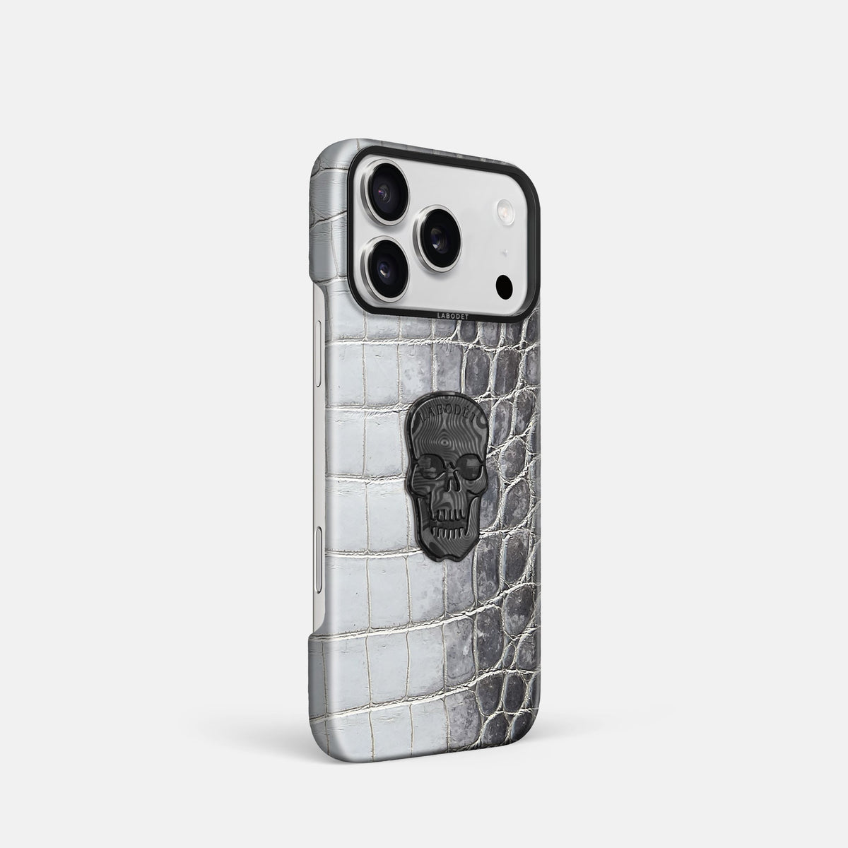 Classic Case With Carbon Skull For iPhone 18 Pro In Himalayan Crocodile -2 | Silver-Black