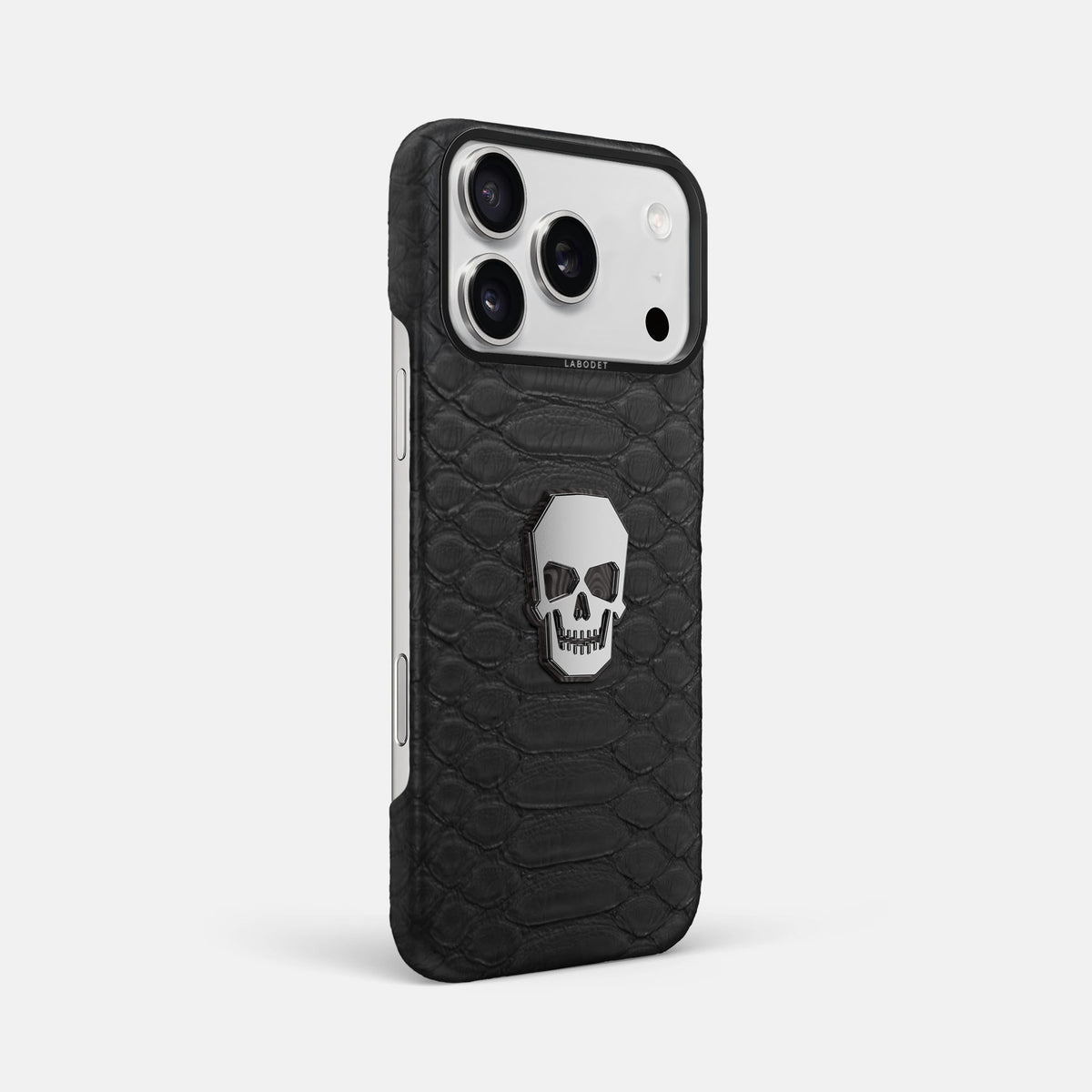 Classic Case With Titanium Skull For iPhone 18 Pro Max In Python -2 | Black-Black