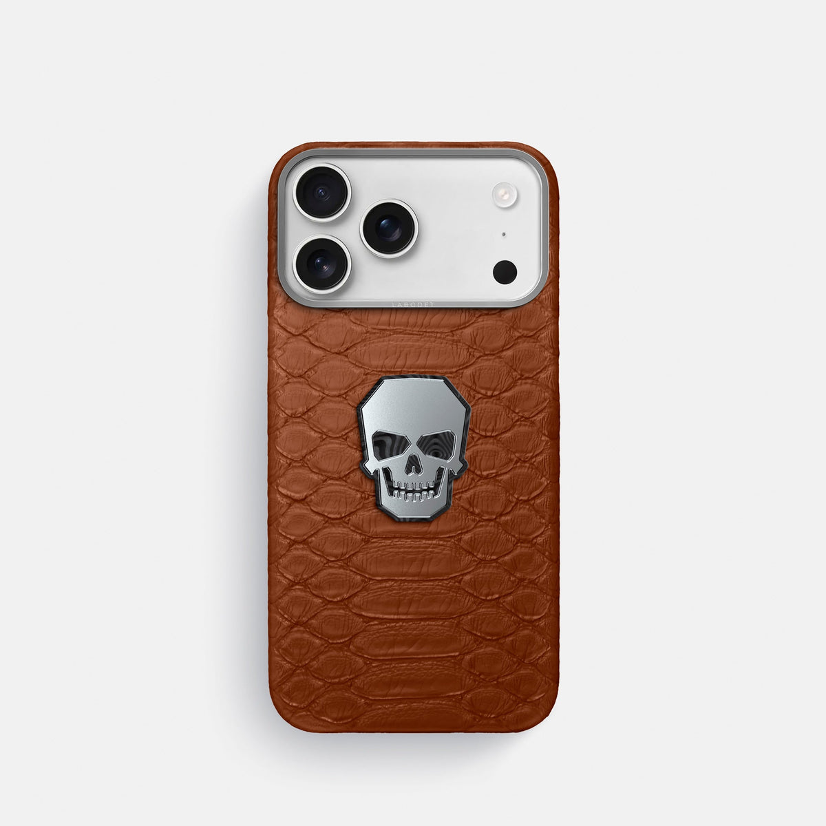Classic Case With Titanium Skull For iPhone 18 Pro In Python -1 | Medium-Brown-Steel
