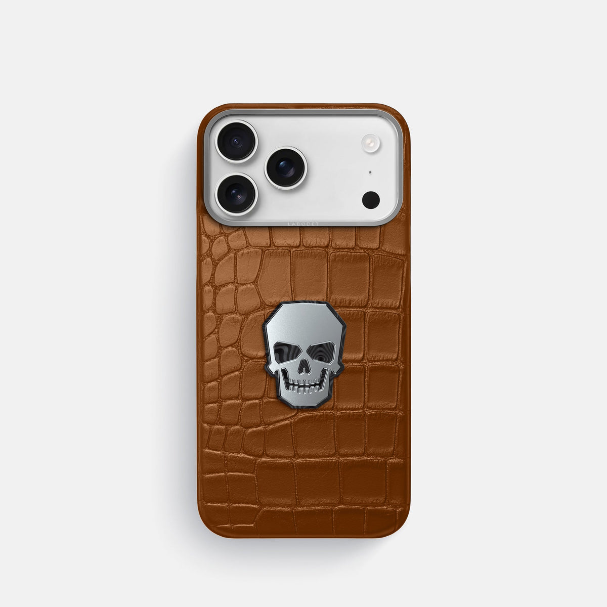 Classic Case With Titanium Skull For iPhone 18 Pro In Alligator -1 | Honey-Steel