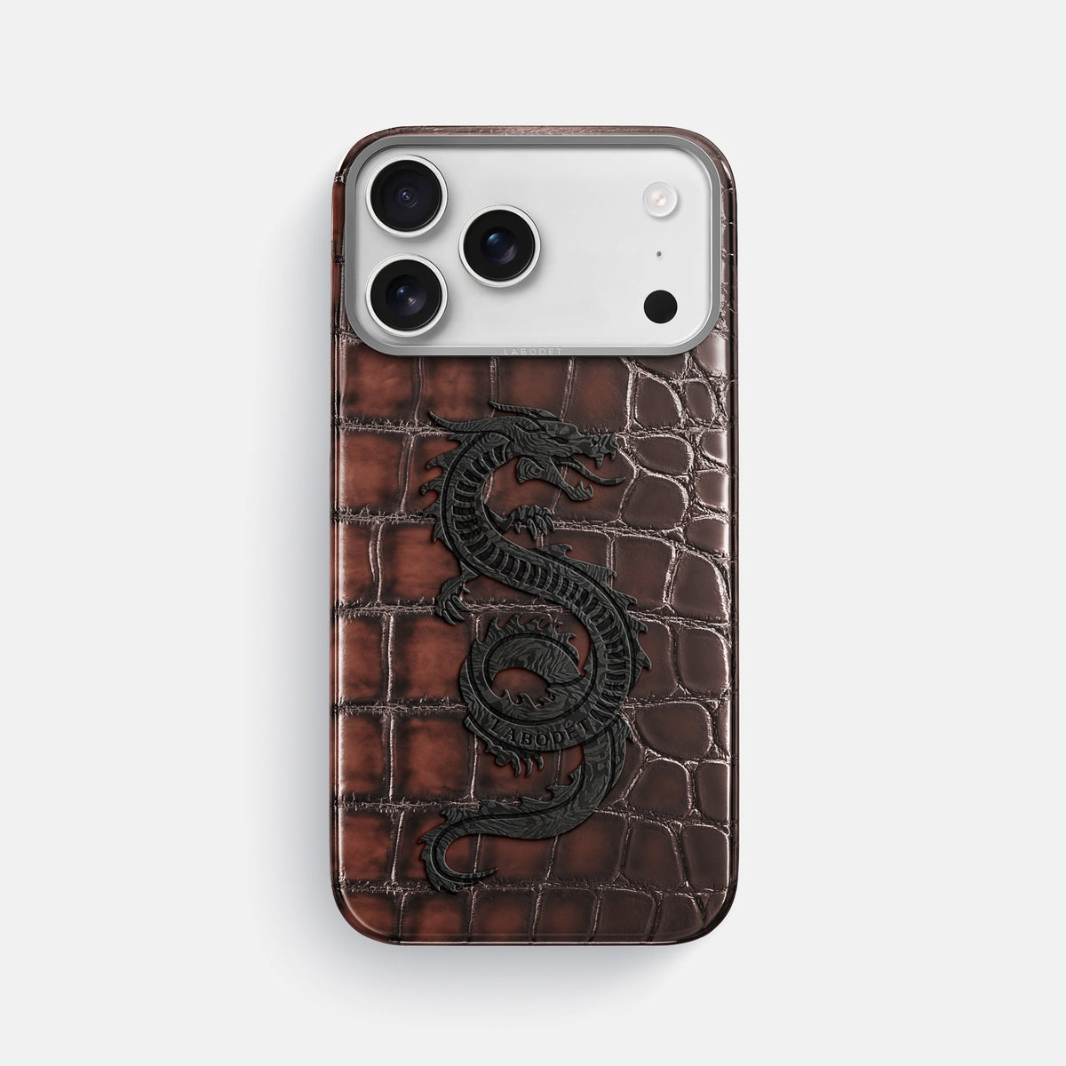 Classic Case With Carbon Dragon For iPhone 18 Pro Max In Patina Alligator -1 | Havana-Brown-Steel