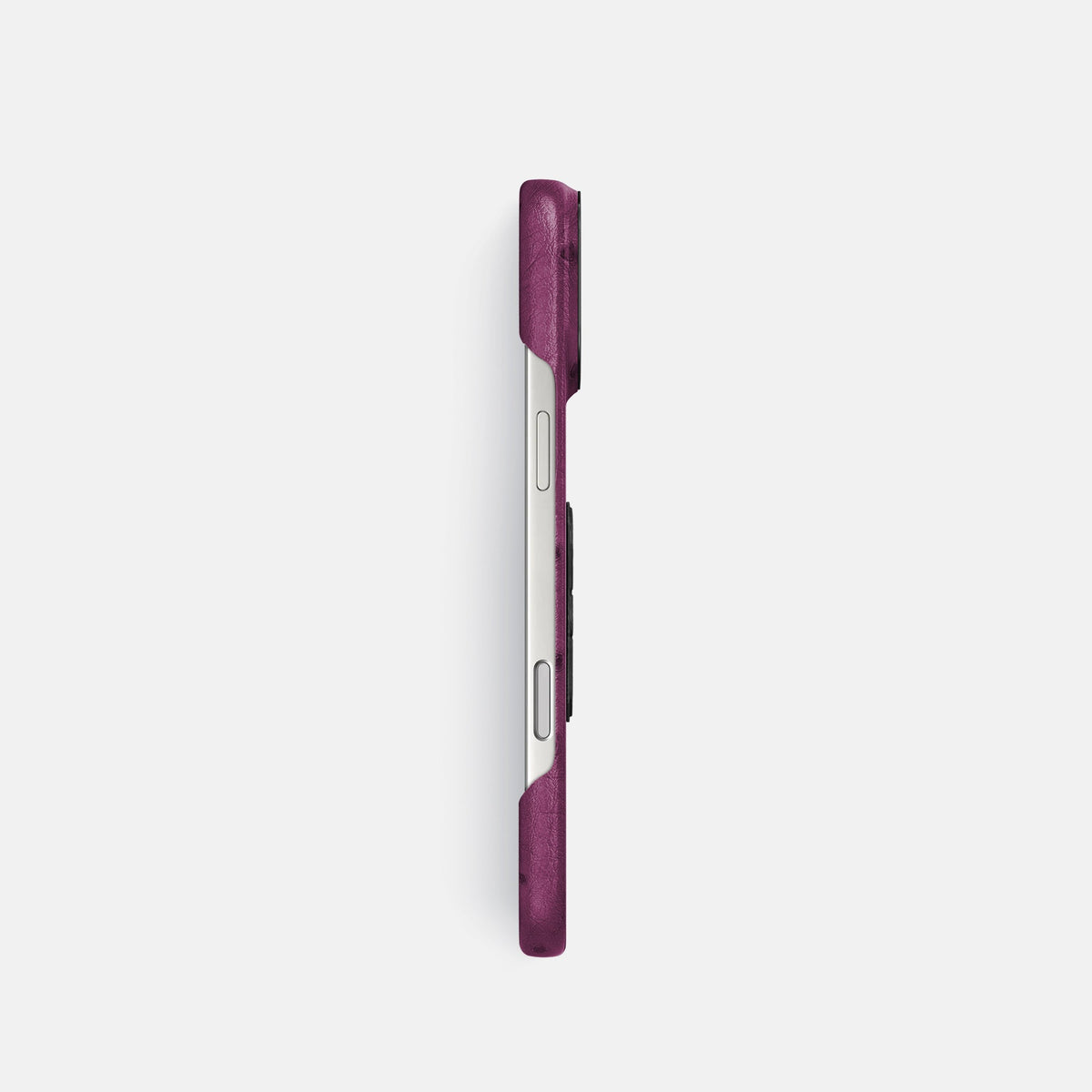 Classic Case With Carbon Skull For iPhone 18 Pro In Ostrich -3 | Purple-Black