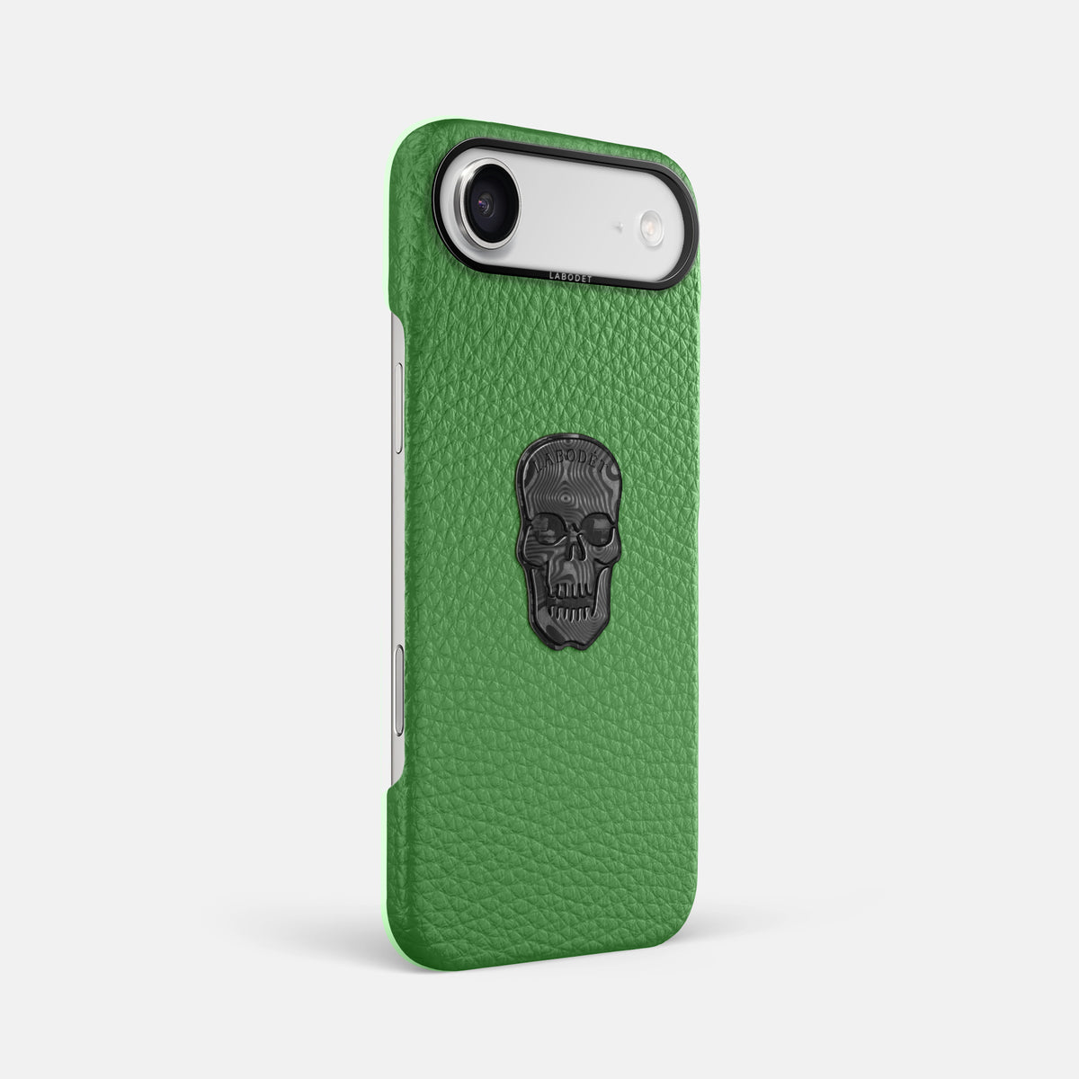 Classic Case With Carbon Skull For iPhone 17 Air In Calf -2 | Herb-Black