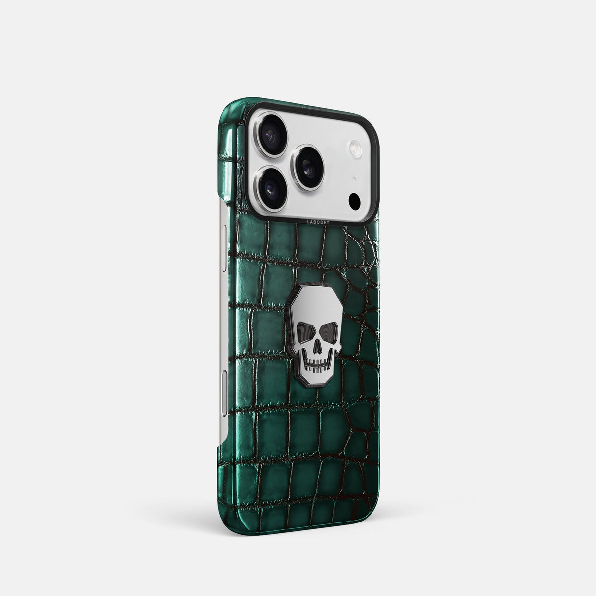 Classic Case With Titanium Skull For iPhone 18 Pro In Patina Alligator -2 | Green-Black