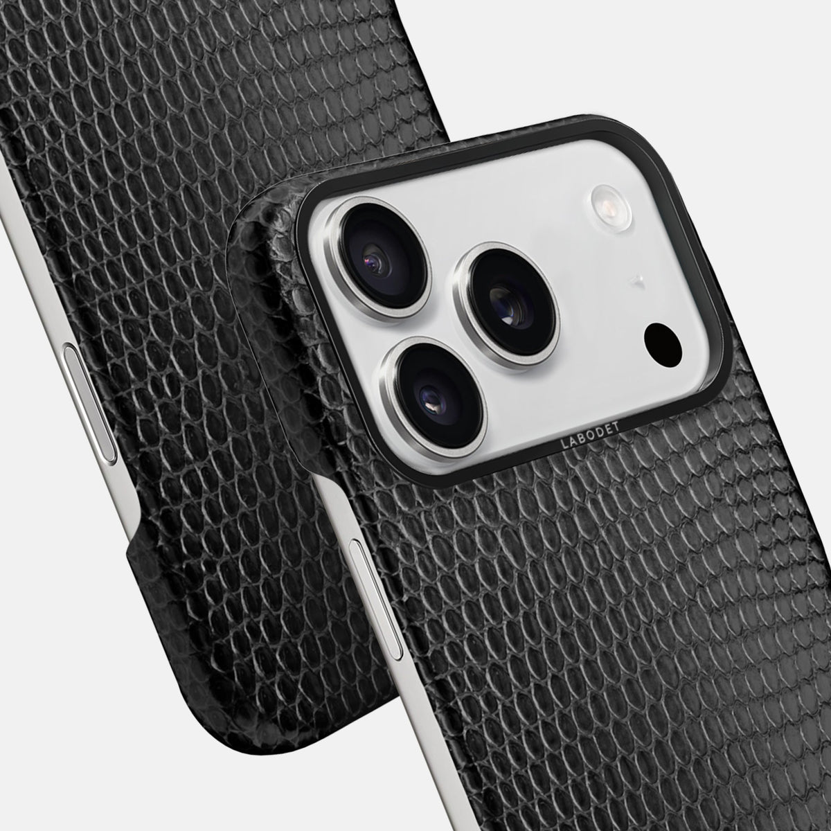 Classic Case For iPhone 18 Pro In Lizard -6 | Black-Black