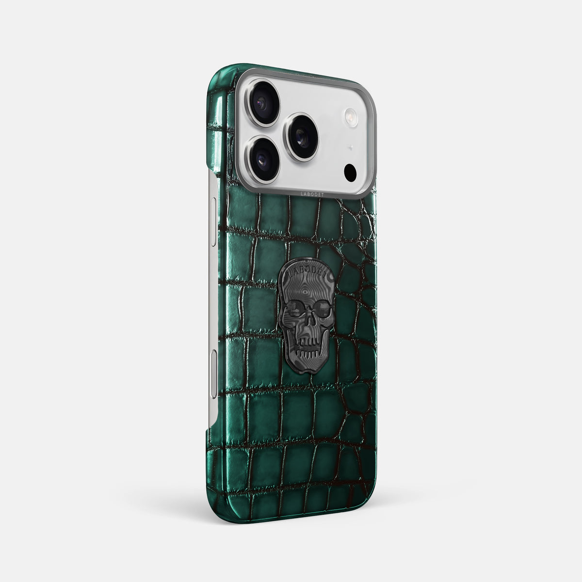 Classic Case With Carbon Skull For iPhone 17 Pro Max In Patina Alligator -2 | Green-Steel