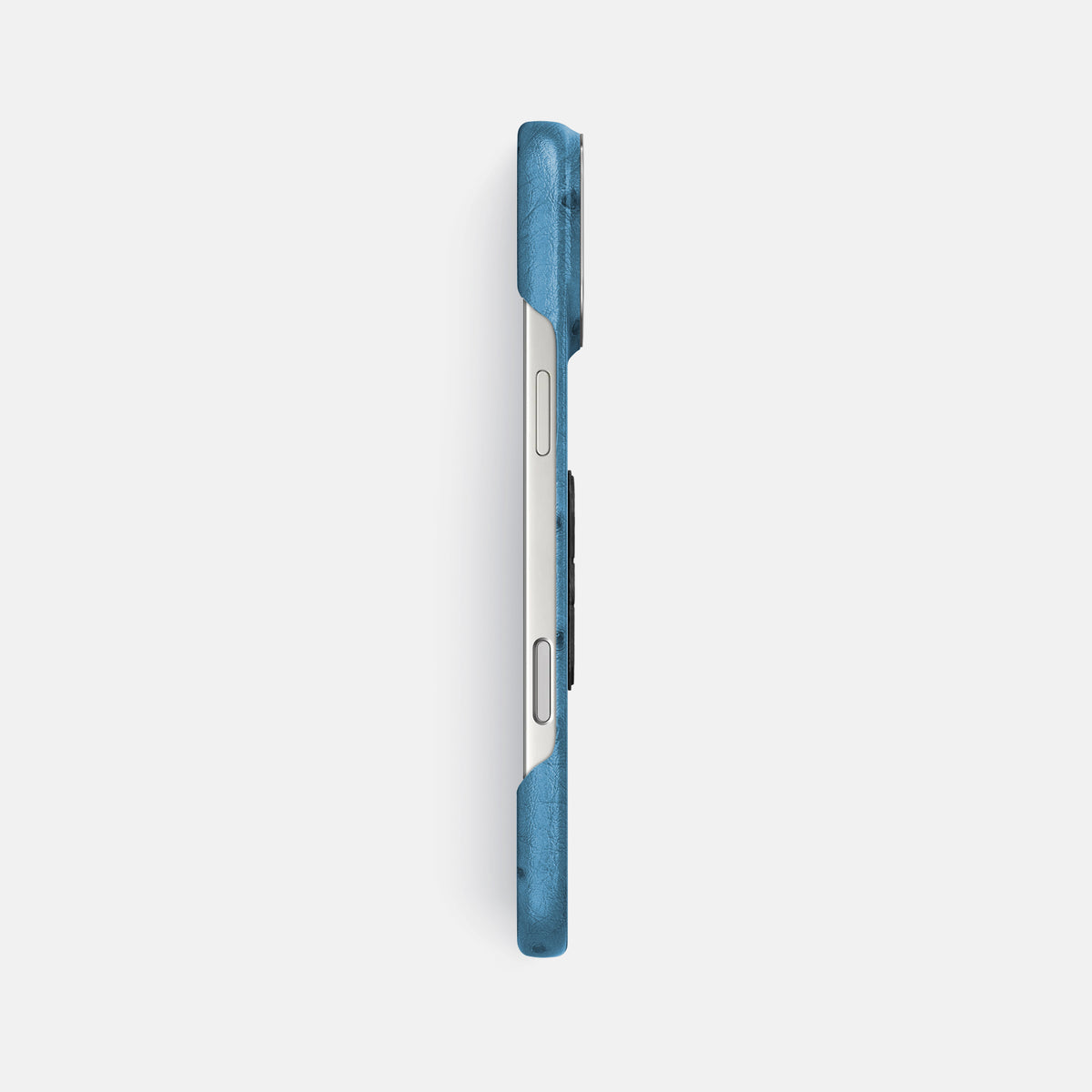 Classic Case With Carbon Skull For iPhone 17 Pro Max In Ostrich -3 | Blue-Jeans-Steel