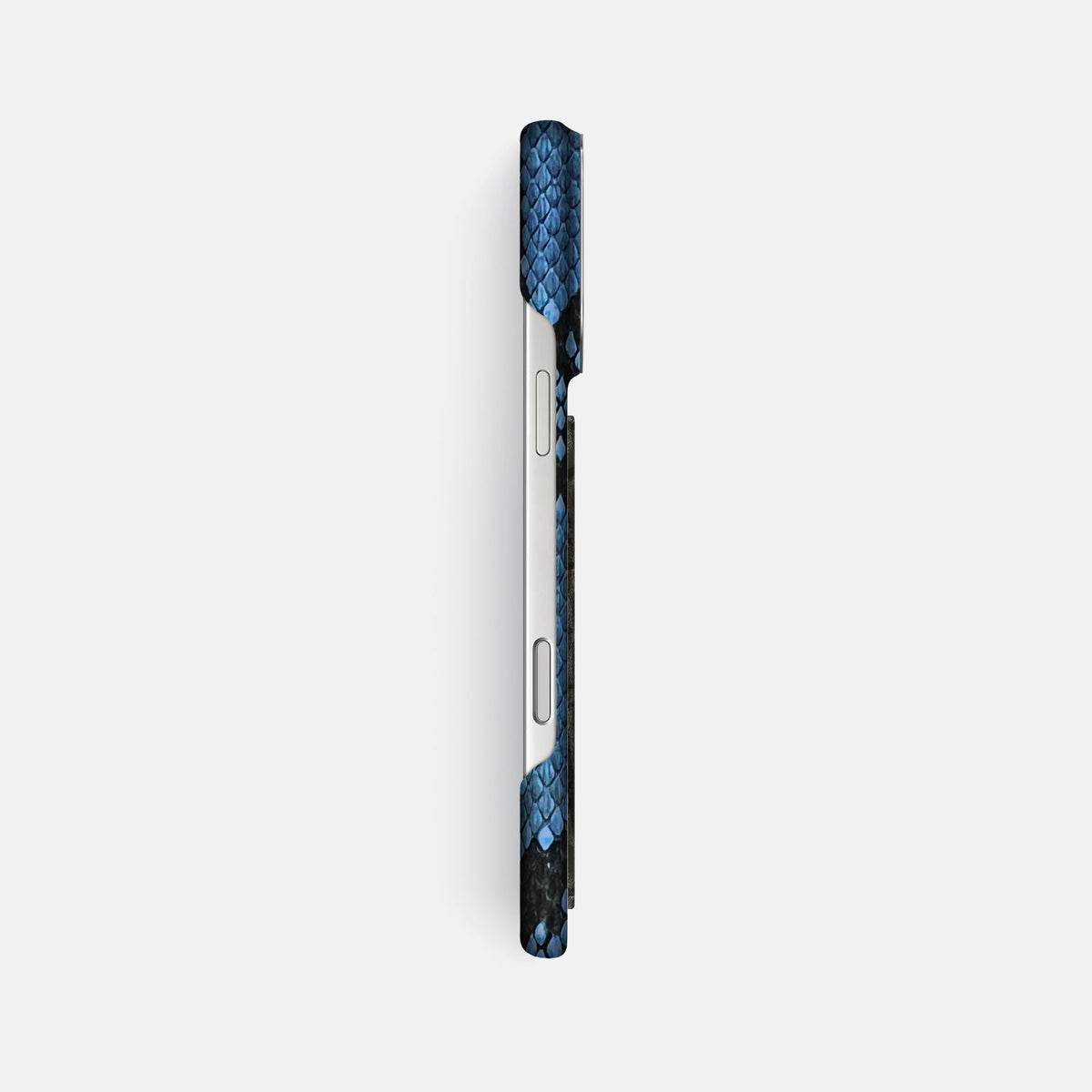 Classic Case With Carbon Dragon For iPhone 18 Pro Max In Deluxe Python -3 | Blue-Jeans-Steel