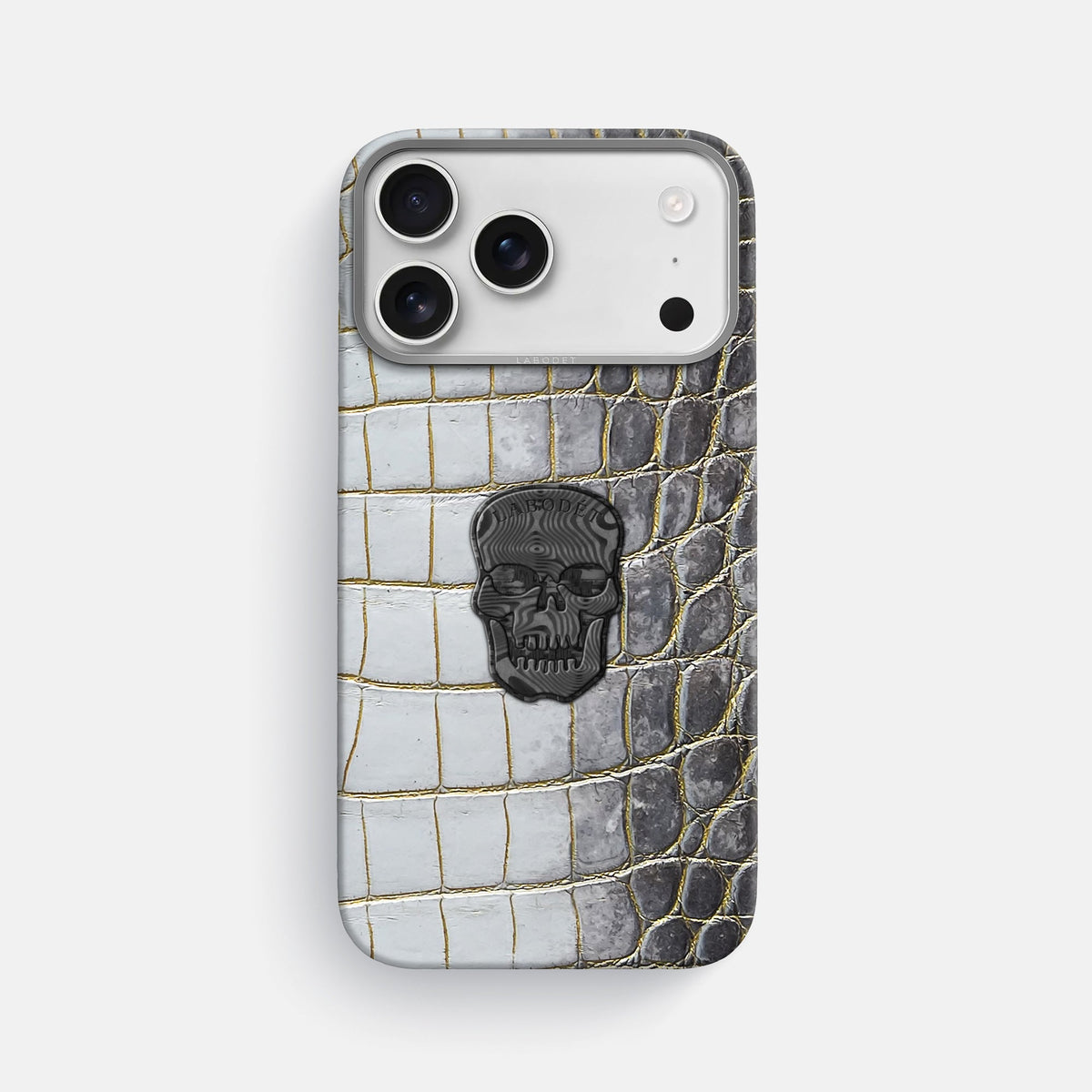 Classic Case With Carbon Skull For iPhone 18 Pro Max In Himalayan Crocodile -1 | Gold-Steel