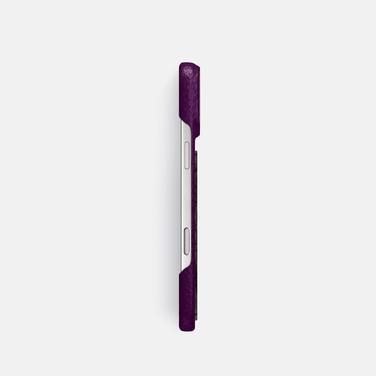 Classic Case With Carbon Dragon For iPhone 17 Pro In Calf -3 | Violet-Black