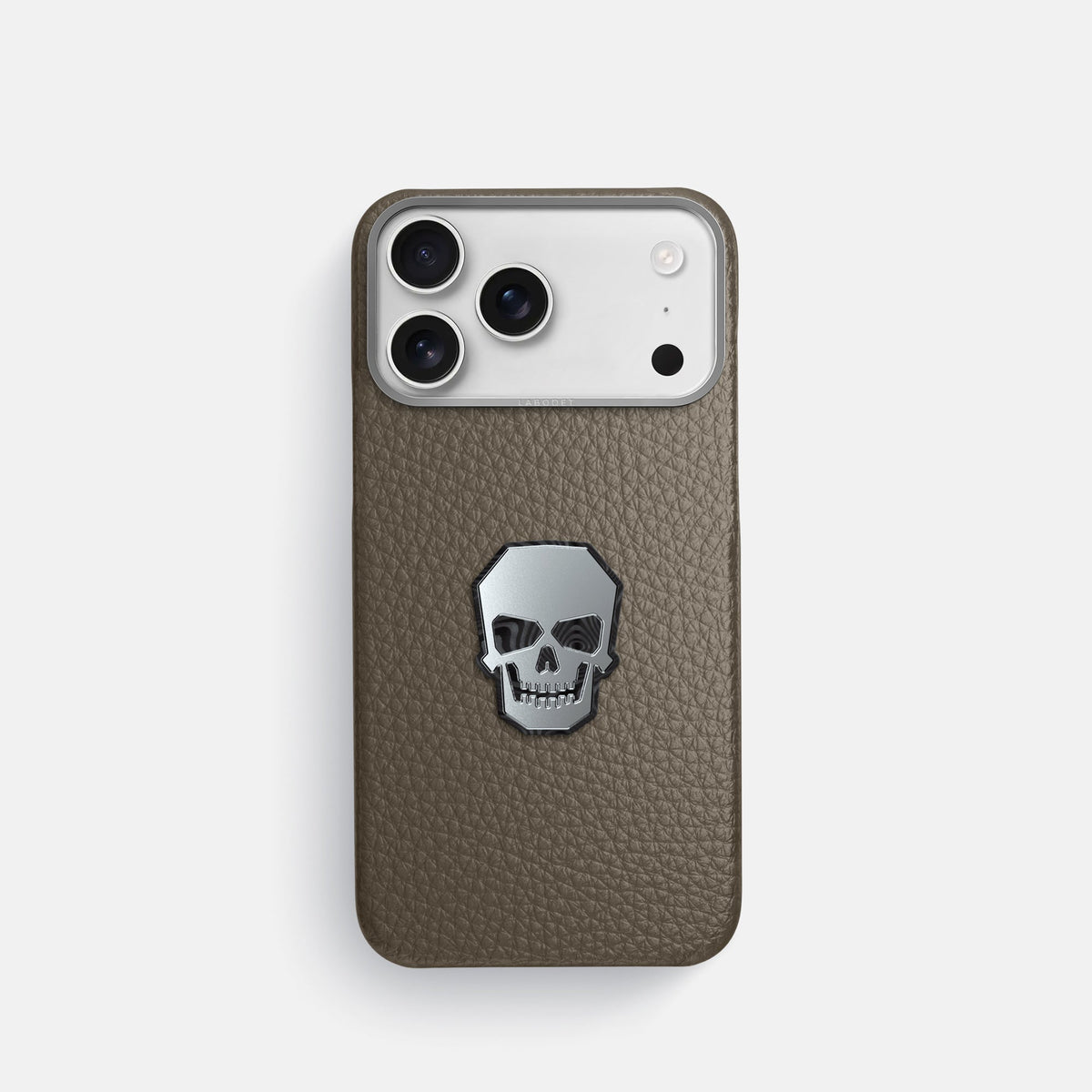 Classic Case With Titanium Skull For iPhone 18 Pro In Calf -1 | Taupe-Steel