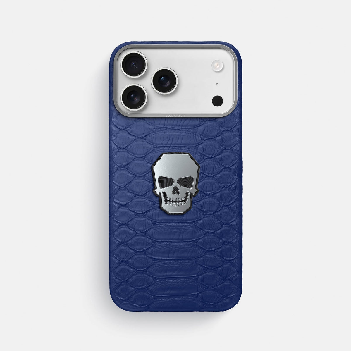 Classic Case With Titanium Skull For iPhone 18 Pro Max In Python -1 | Royal-Blue-Steel