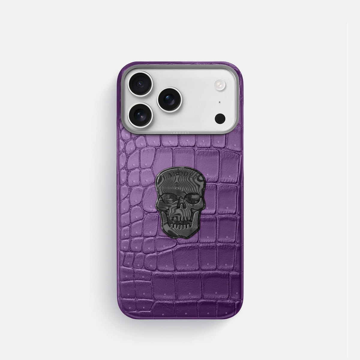 Classic Case With Carbon Skull For iPhone 18 Pro In Porosus Crocodile -1 | Purple-Steel