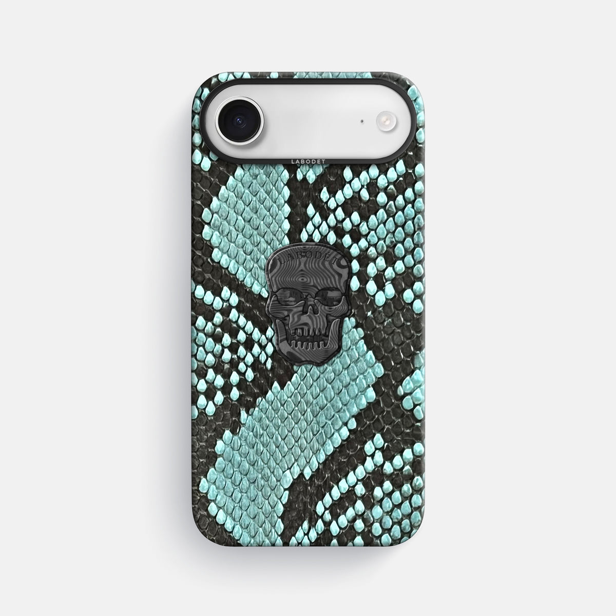 Classic Case With Carbon Skull For iPhone 17 Air In Deluxe Python -1 | Blue-Lagoon-Black
